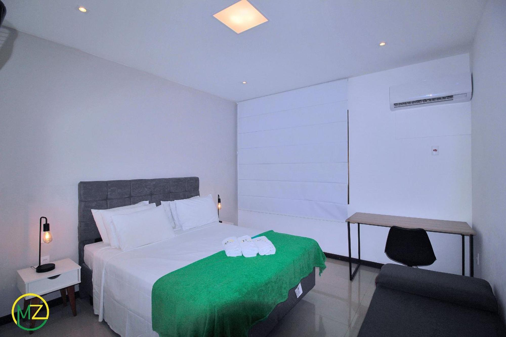 Incrivel Sala E Quarto Com Varanda Em Ipanema Rio de Janeiro Buitenkant foto